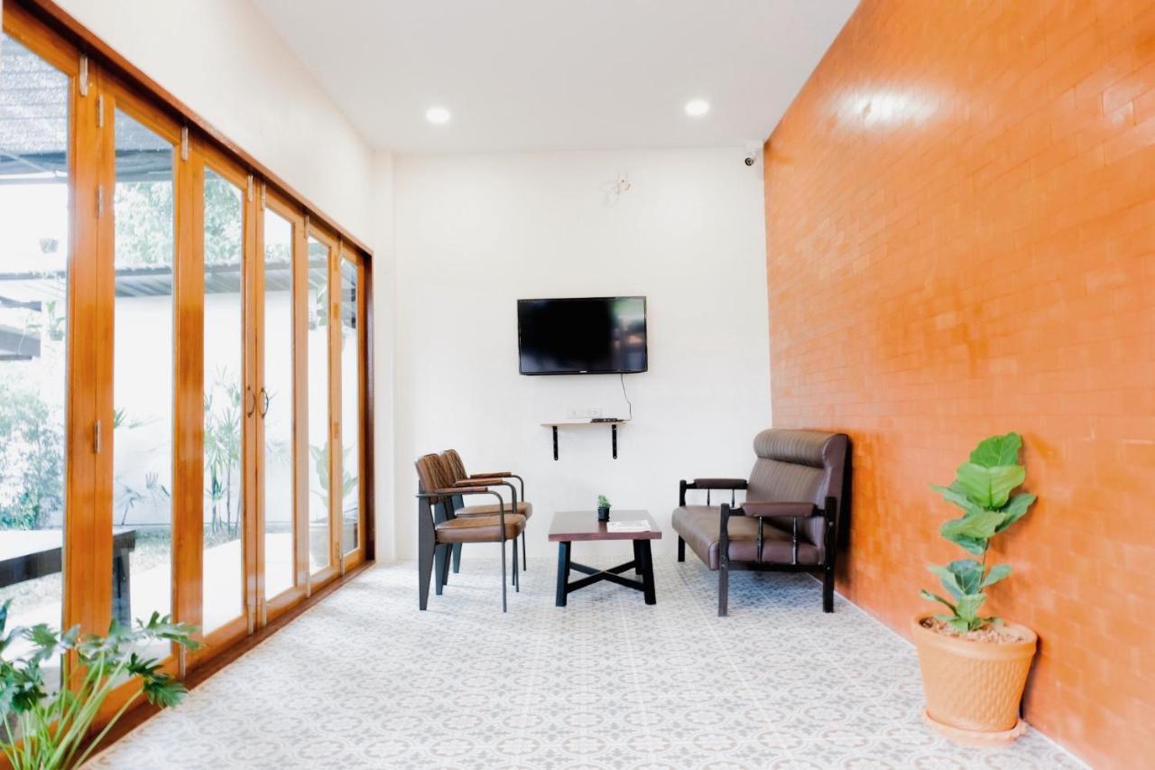 The Cozy Hotel Phetchaburi Dış mekan fotoğraf